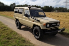 toyota-land-cruiser-001